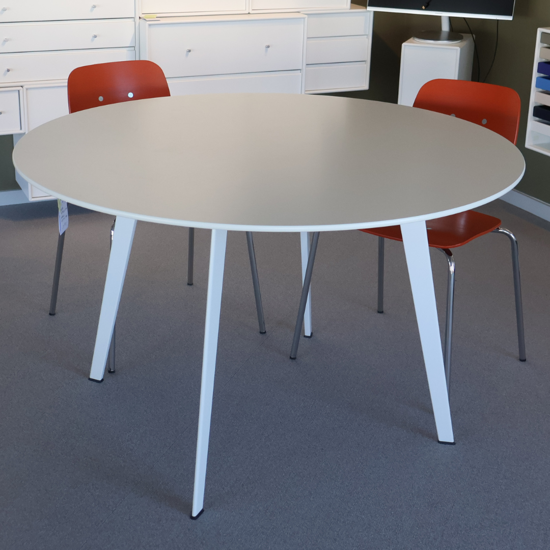 Montana JW bord Ø120 cm - Udstillingsmodel