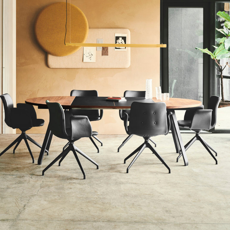 Bent Hansen Primum armstol med returdrej - Læder