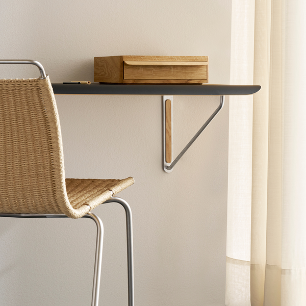 Anker Bak AB019 vægskrivebord m. AB020D skuffemodul