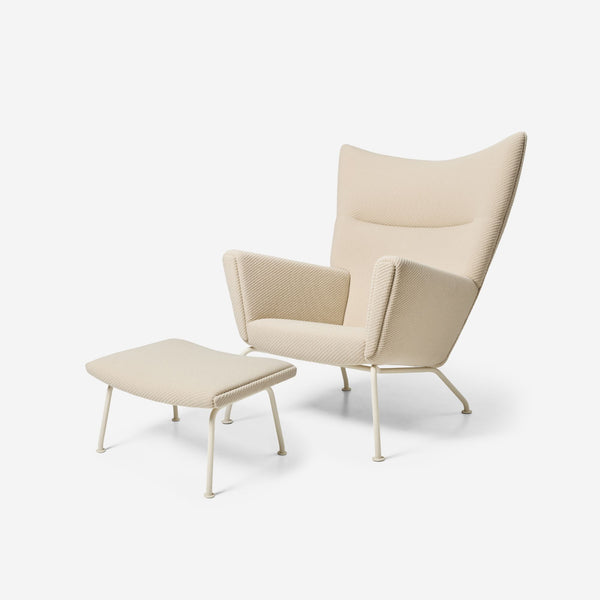 CH445 Wing Chair | Umi stof