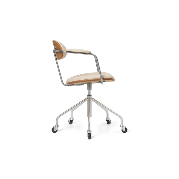 Hans J. Wegner swivel chair