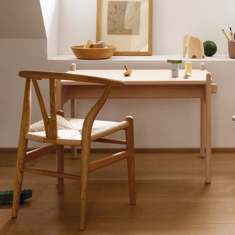 Hans J. Wegner CH24 Børne Y-stol