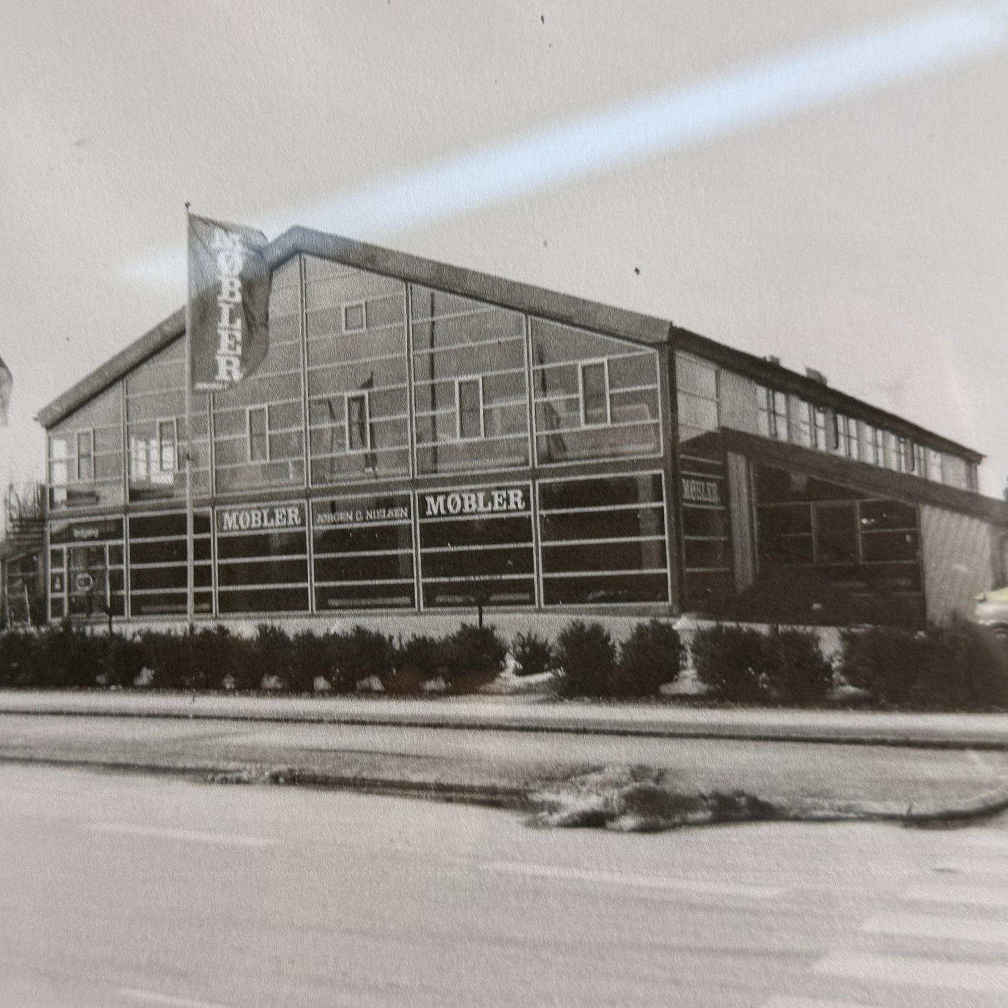 ET MODERNE MØBELUNIVERS