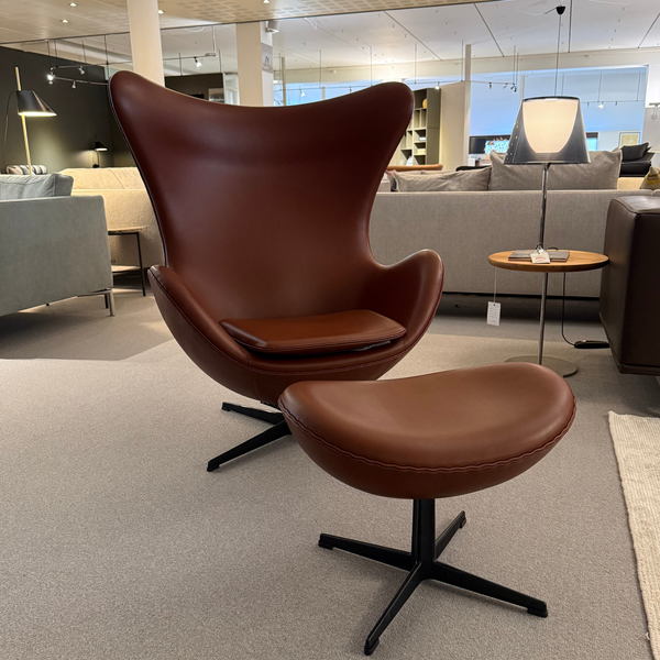 Ægget Anniversary Edition m. fodskammel - Udstillingsmodel