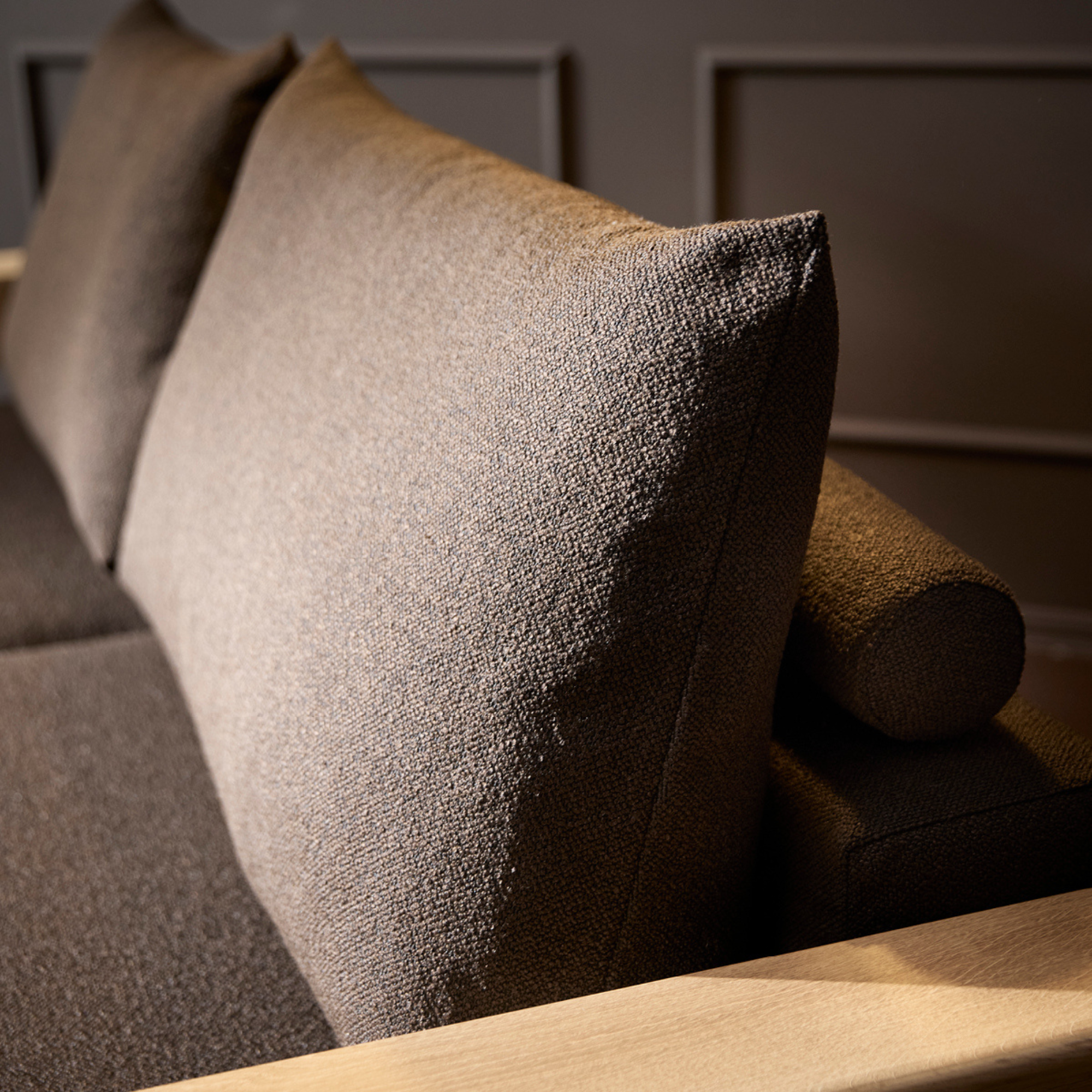 Malloy Wood sovesofa | Taura stof