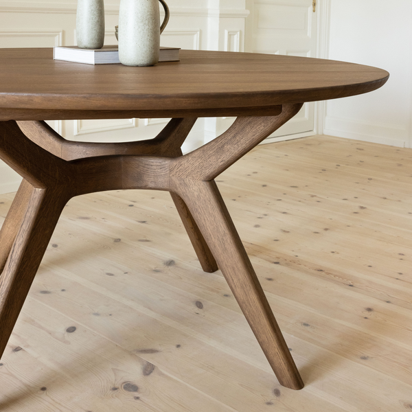 Amelia rundt spisebord u. udtræk