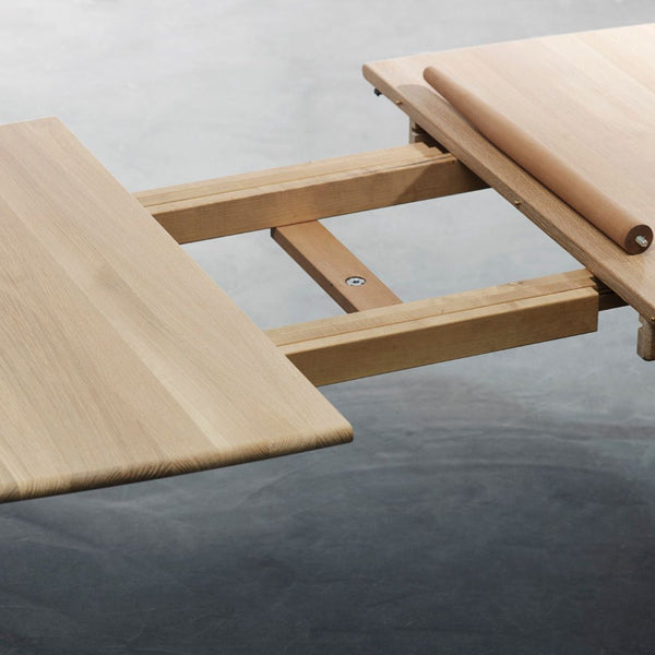 Haslev Møbelsnedkeri Symphony spiseborde - Træben & massiv eg