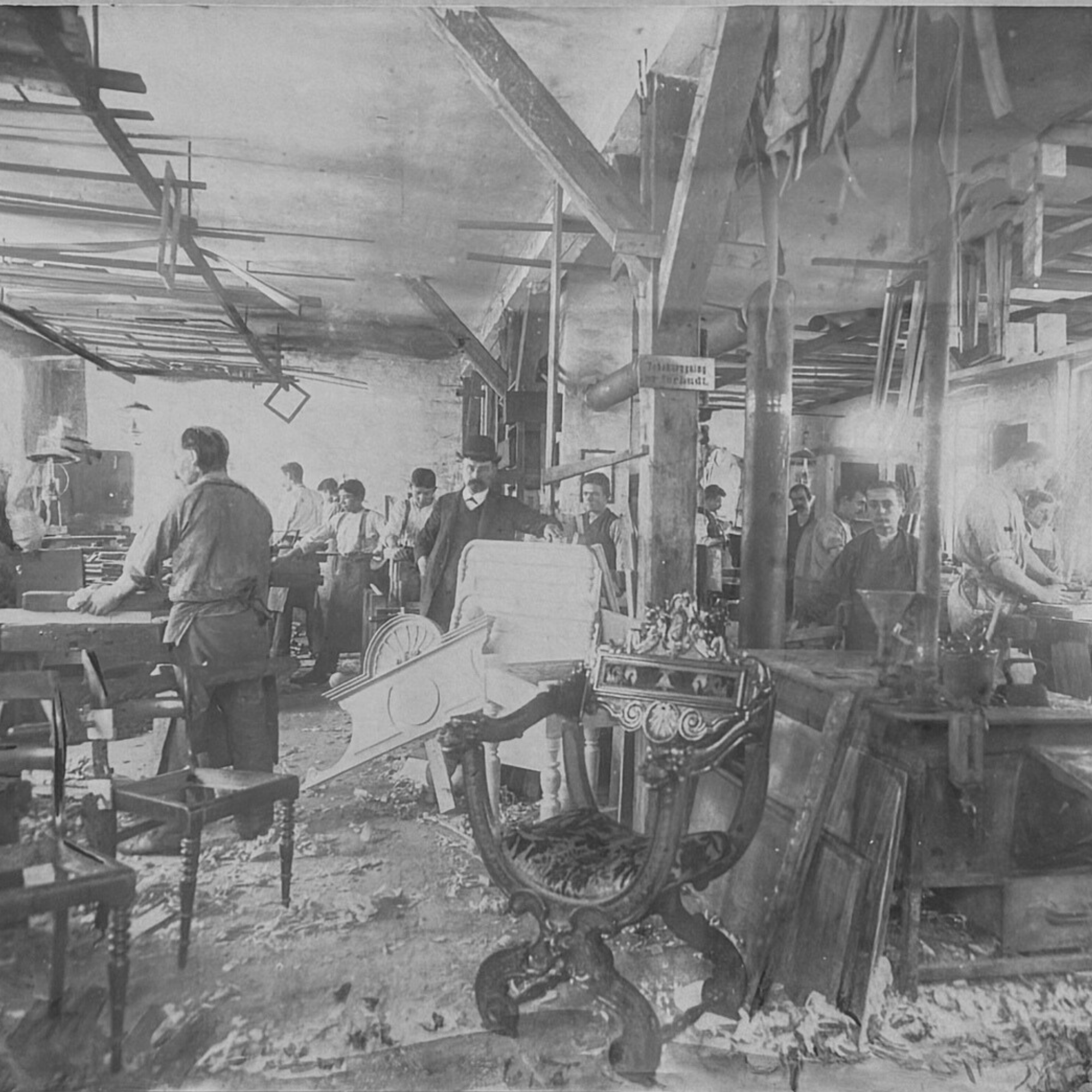 EN BEGYNDELSE MED HJERTE & HÆNDER