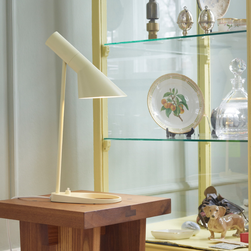 Louis Poulsen AJ Bordlampe