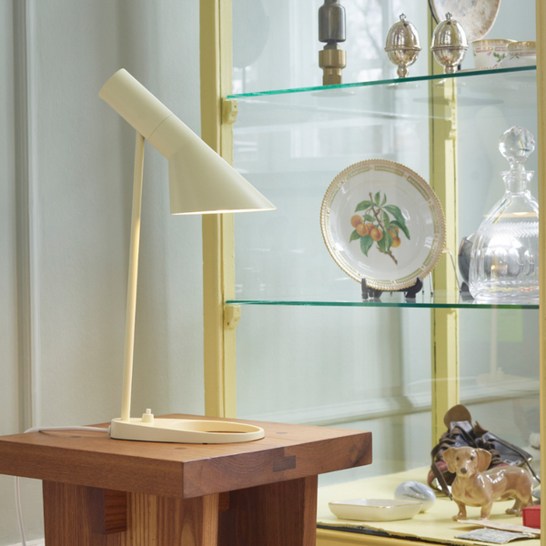 Louis Poulsen AJ Bordlampe