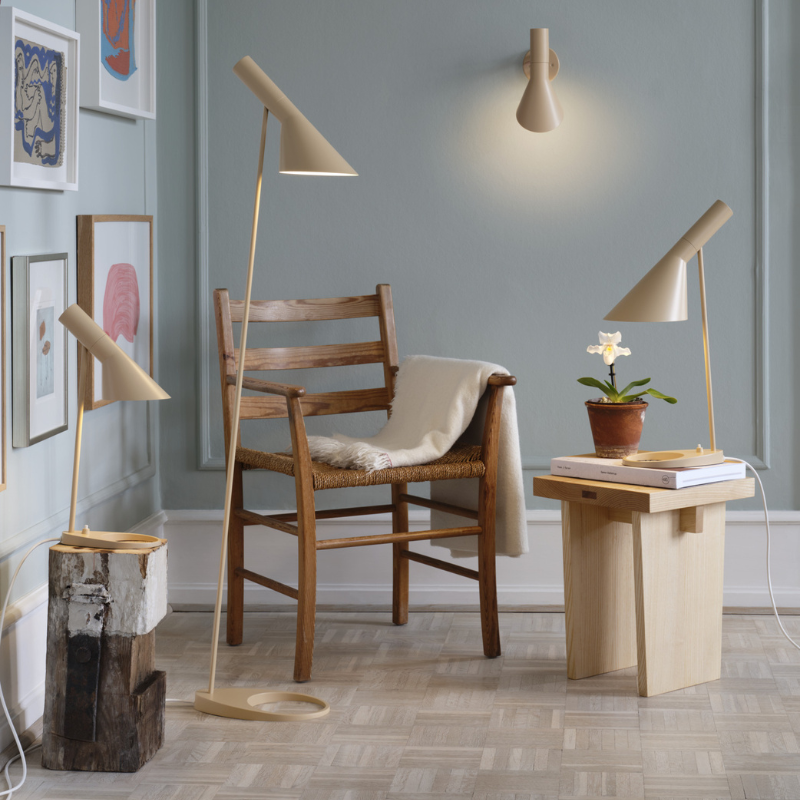 Louis Poulsen AJ Gulvlampe