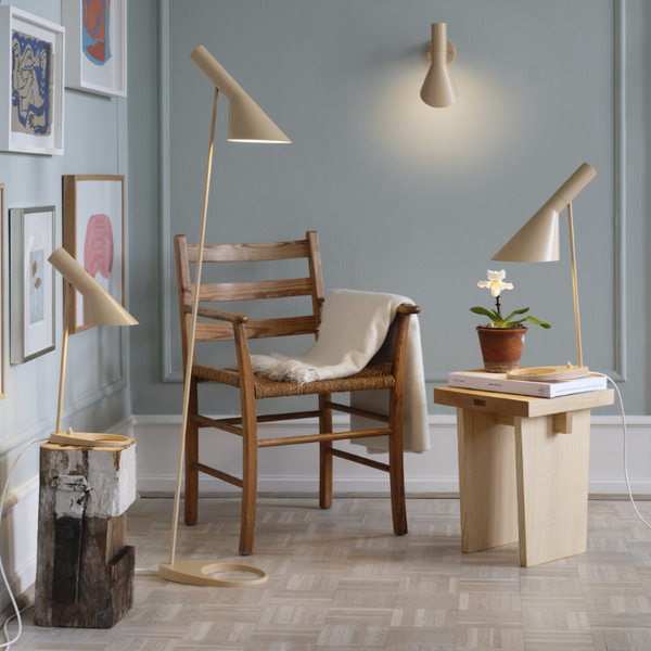 Louis Poulsen AJ Gulvlampe