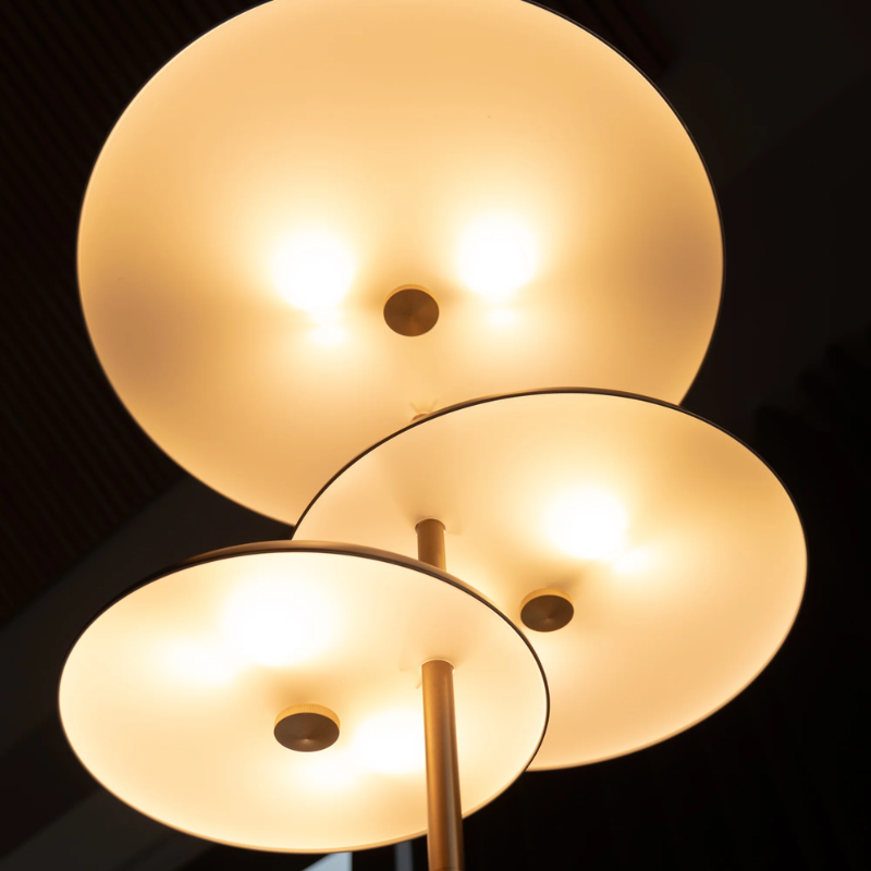 Avilo Onism gulvlampe