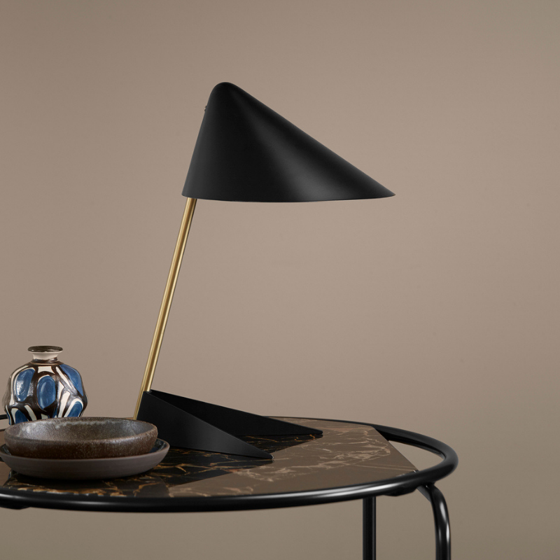 Warm Nordic Ambience bordlampe