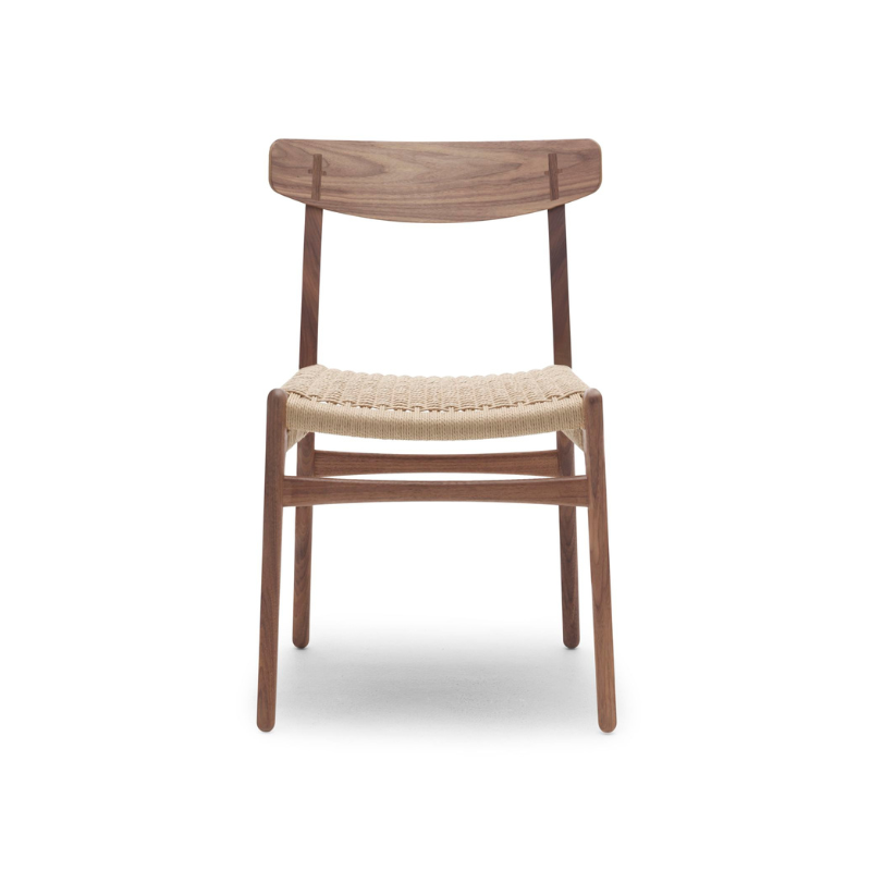 Hans J. Wegner CH23 spisestuestol - Eg eller valnød