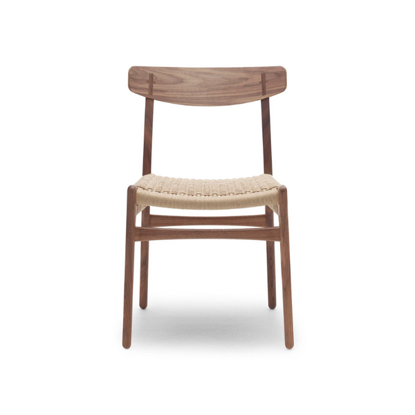 Hans J. Wegner CH23 spisestuestol - Eg eller valnød