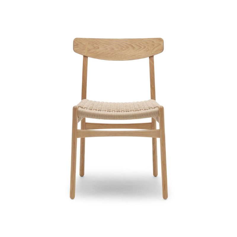 Hans J. Wegner CH23 spisestuestol - Eg eller valnød