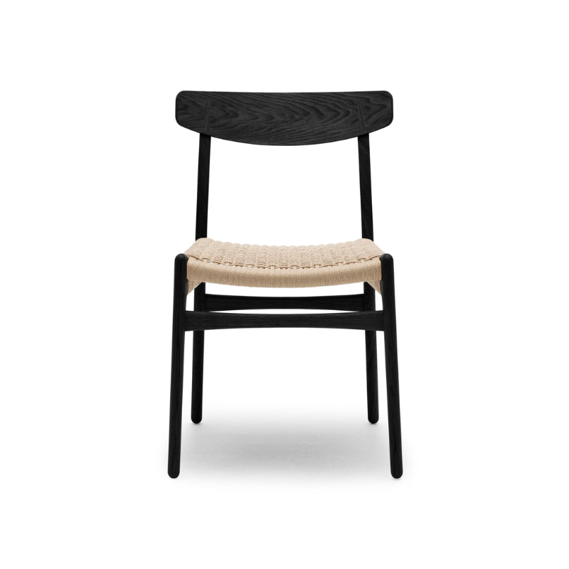 Hans J. Wegner CH23 spisestuestol - Eg eller valnød