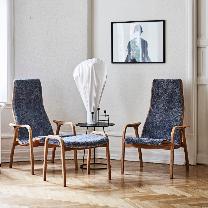 Swedese Lamino lænestol med fodskammel - Eg/bøg