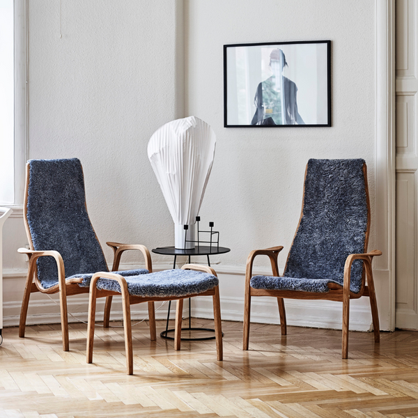 Swedese Lamino lænestol med fodskammel - Eg/bøg